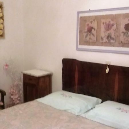 Nonna Maria Apartment Montopoli in Val dʼArno Екстериор снимка